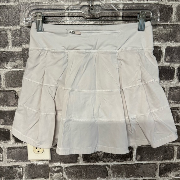 Lululemon Pace Rival Skirt (Tall) 4-way Stretch 15" White skort - Picture 6 of 10